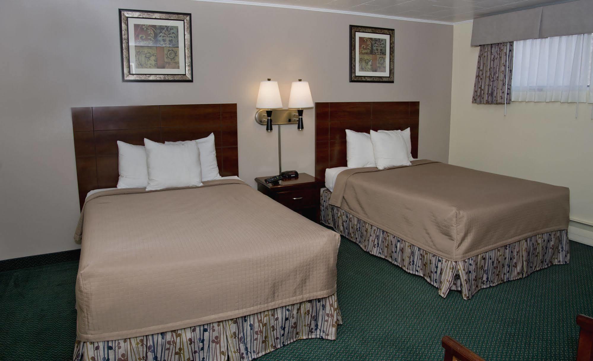 Travelers Inn Brunswick Ngoại thất bức ảnh
